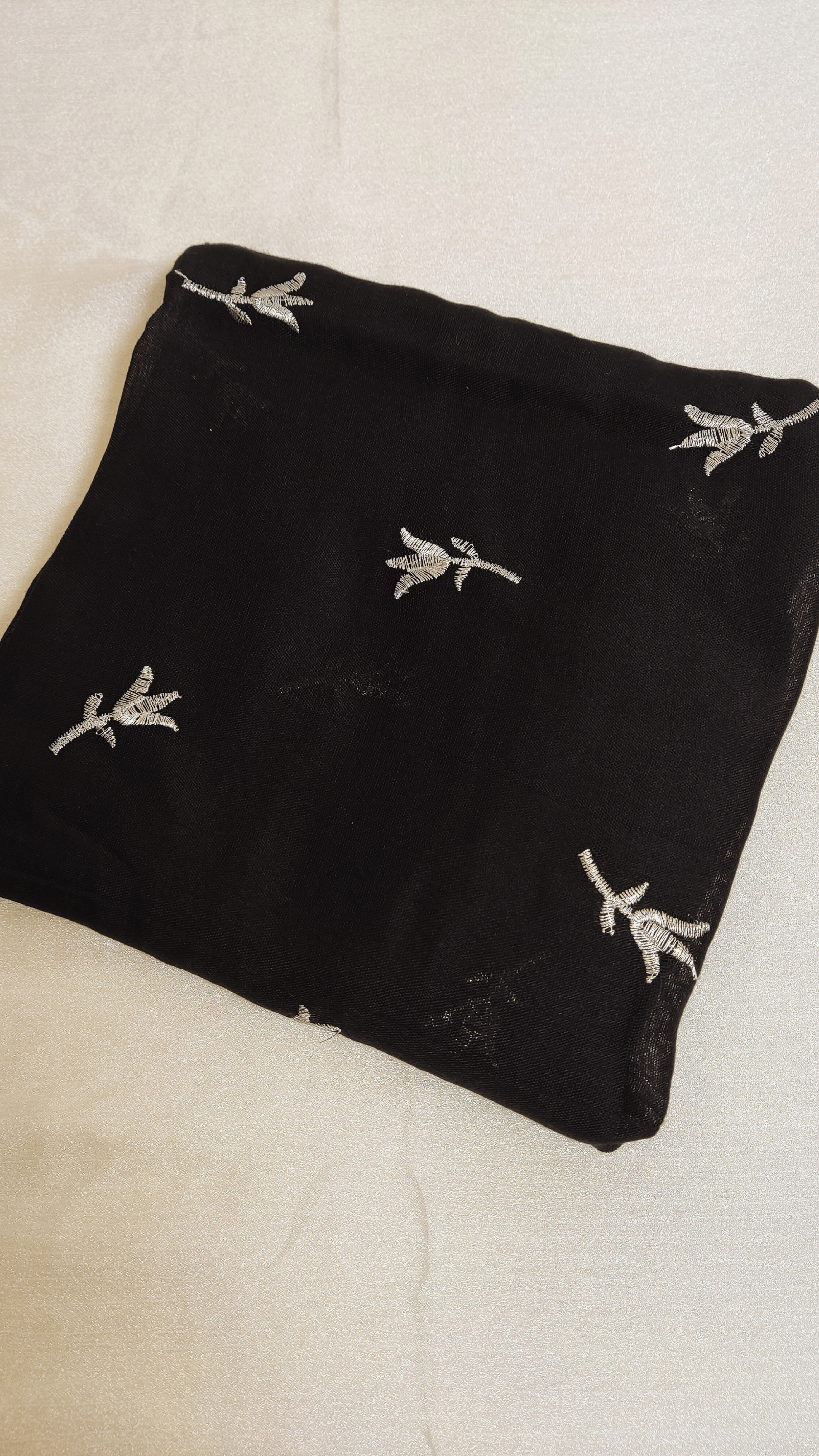 Black Bloom Hijab